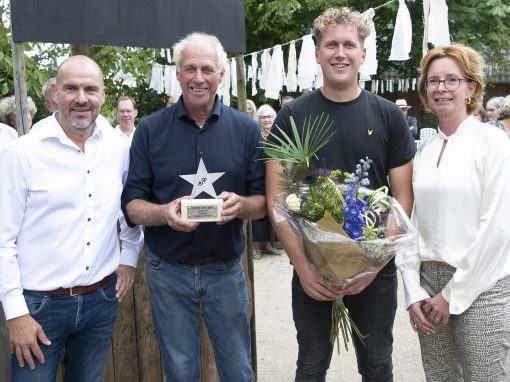 Fruitkwekerij de Stokhorst onderscheiden met het Liemers Compliment